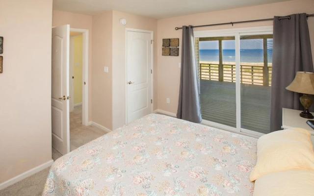 Neptune II - 9 Br Home