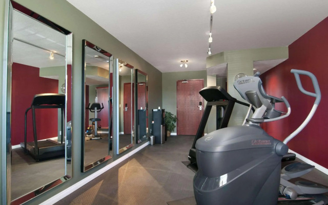 Travelodge by Wyndham Stony Plain