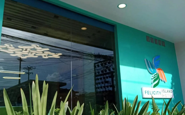Felicity Island Hotel