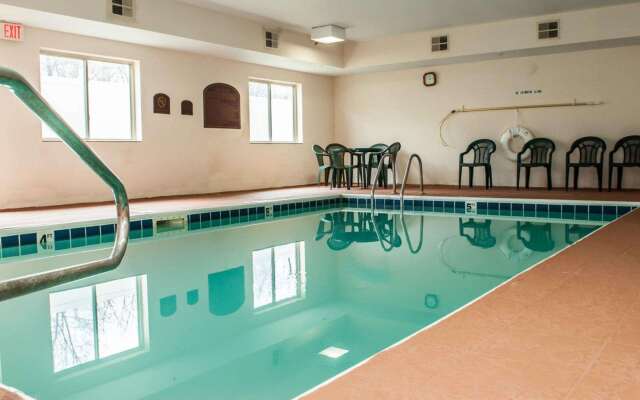 Sleep Inn South Bend Airport