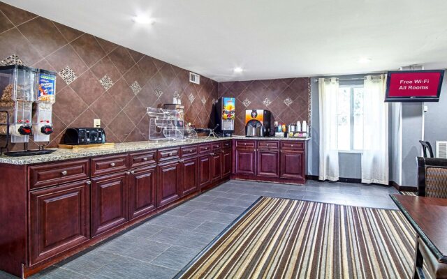 Red Roof Inn & Suites Greenwood, SC