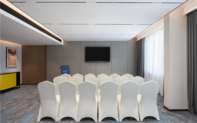 Hampton by Hilton Kuitun