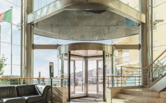 SANA Sesimbra Hotel
