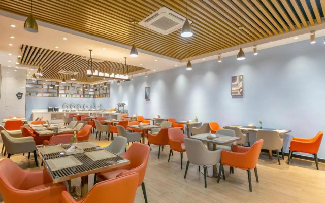 Echarm Hotel (Shaoxing Keqiao Town Wanda International Exhibition Center)