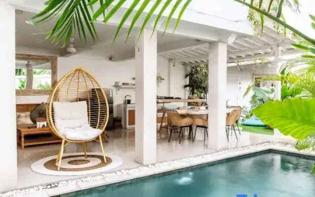Mara Villa – Lux 3BR Pool, 2min to Seminyak Beach
