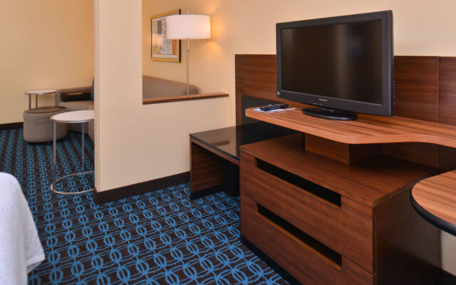 Fairfield Inn & Suites Louisville North