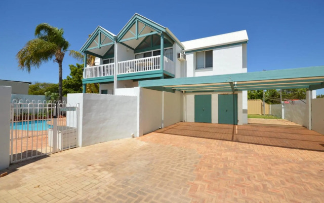 Waterfront Unit 3 - Kalbarri WA