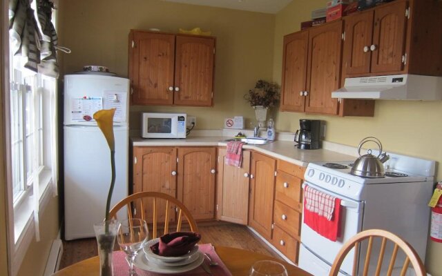 Whispering Waves Cottages