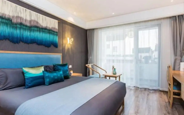 Floral Hotel Huliudiefang