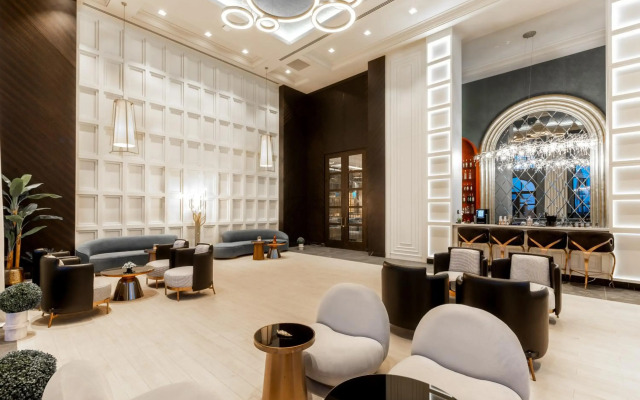 Serenity Queen Hotel
