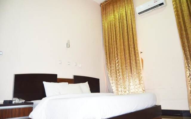 Harmonia Hotel
