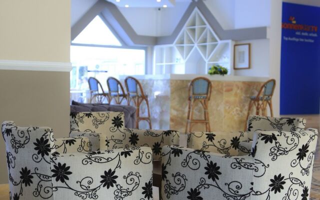 Roseira Beach Resort