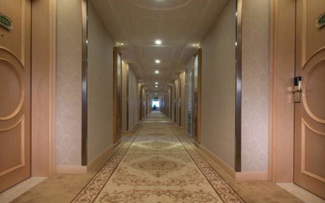 Vienna Hotel Shenzhen Fuhua Road