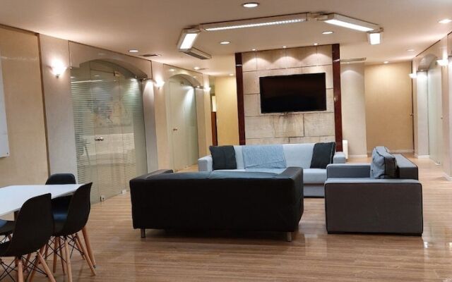 Deluxe apartment 12BD 6BATH