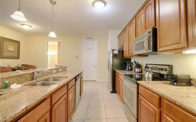 5036 105 Vista Cay