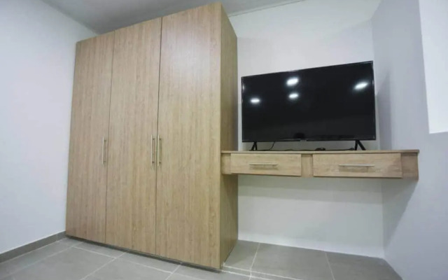 302-LINDO APARTAESTUDIO DUPLEX EN GRanada