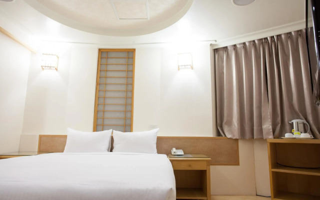 Harazuru Hotel