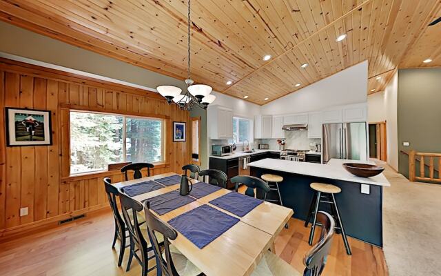 14394 Tyrol Rd Condo