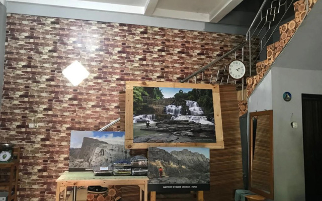 The Carstensz Homestay