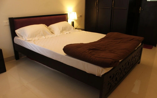OYO 9364 Home Modern 2 BHK Pool View Candolim