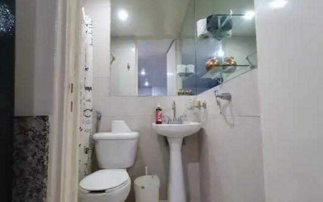 Super Suite con baño y cocina excelente ubicación