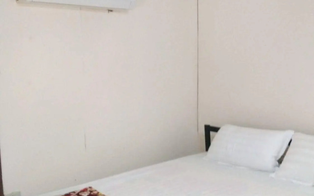 Orange Backpacker Hostel