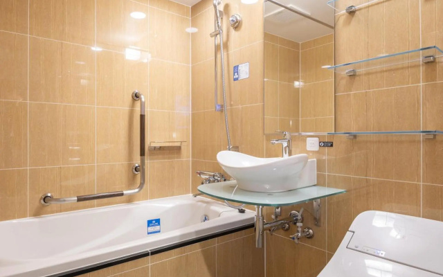 APA Hotel Hatchobori Ekimae – Bathroom – Tokyo