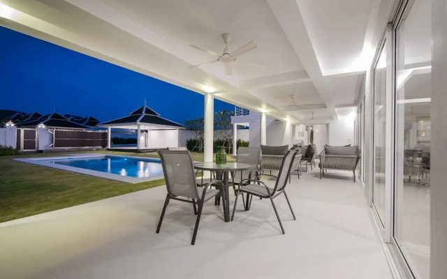 Luxury Modern 4 Bedroom Pool Villa - Fh206
