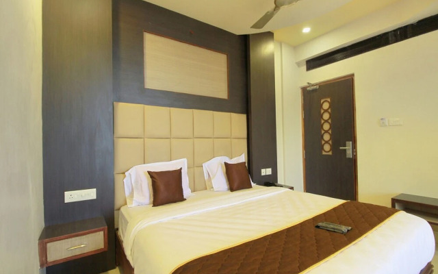 OYO 11489 PKN Classic Regency