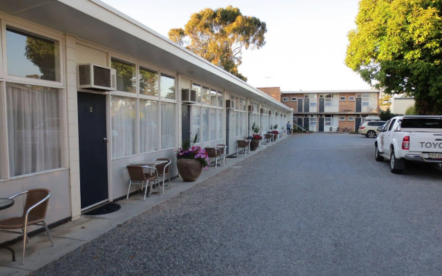 Norfolk Motor Inn