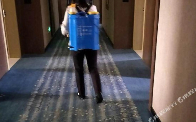 Mating Hotel