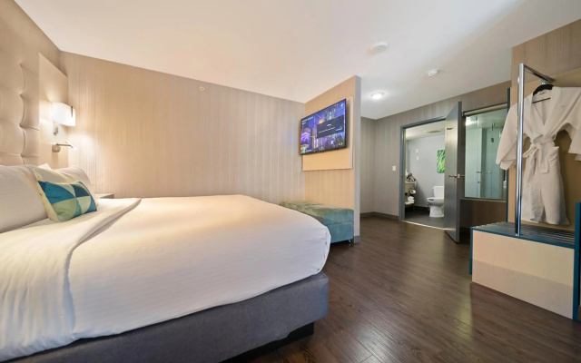 Hotel Blu Vancouver