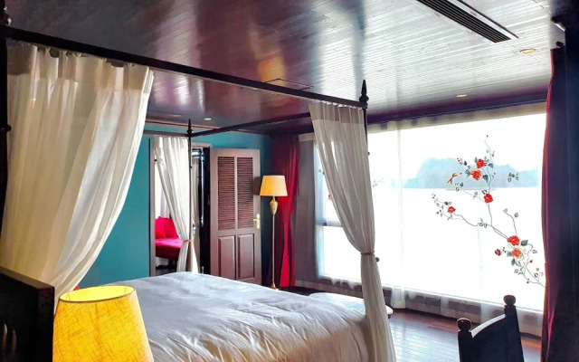 Indochine Premium Halong Bay