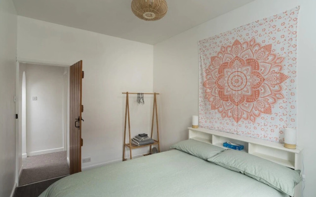 Beautiful 4BD Family Home Weston-super-mare