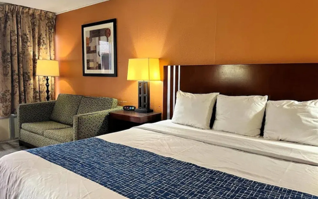 Travelodge Seymour