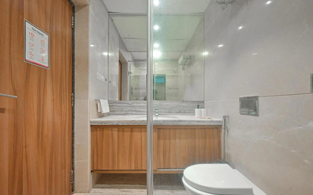 StayVista at Lake Mansion