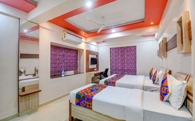 Fabhotel The Lily