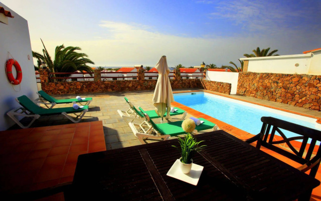 Vip Villas - Caleta Dorada
