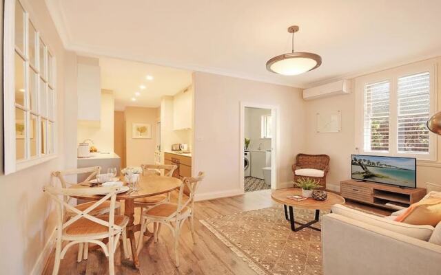 Idyllic Beachside Lifestyle - CRES1