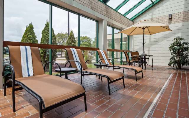 Best Western East Towne Suites