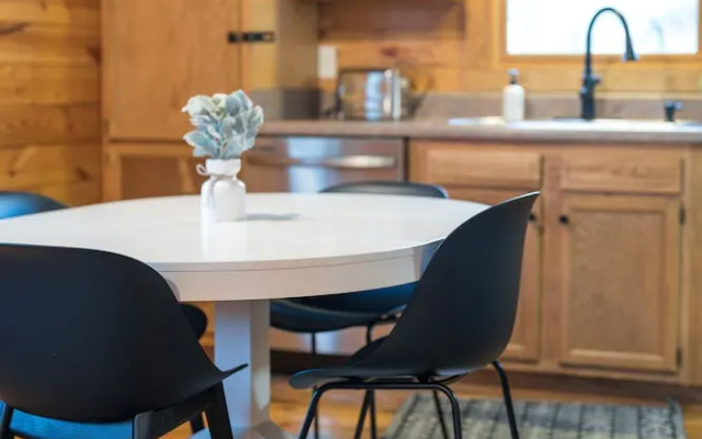 Red Feather Cabins 320