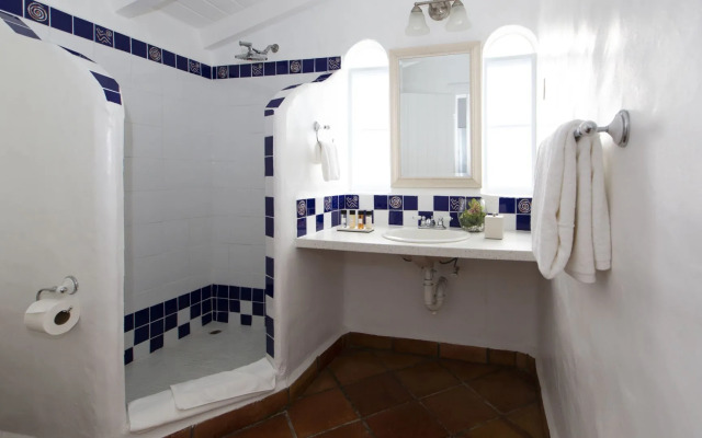 Windjammer Landing Resort and Residences