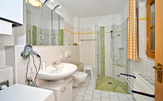 Ferienpark Freesenbruch Wohnung 4 1 - Boddenkiker