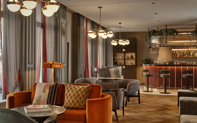 Radisson RED Berlin Kudamm