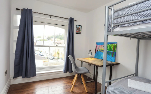 Harbourside Apartment