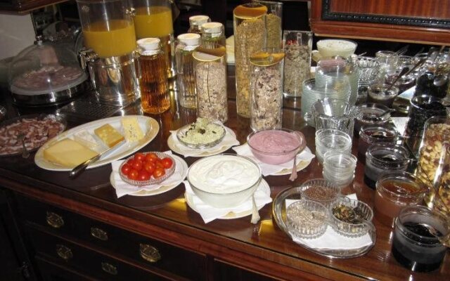 Hotel Garni Ogris Am See