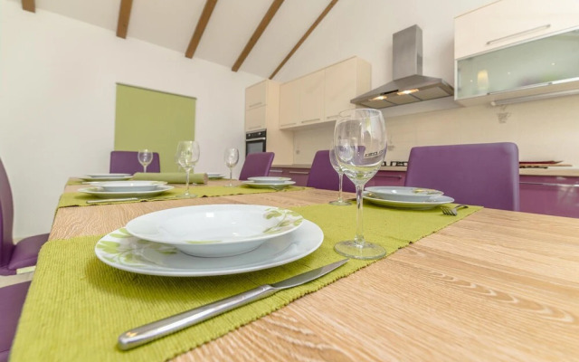 Nice Home in Zadar With Wifi and 4 Bedrooms