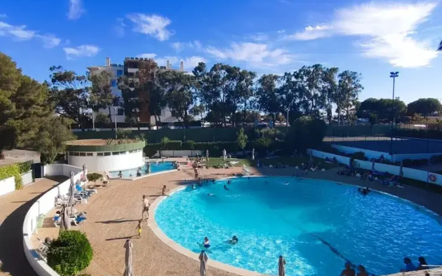 Torre Verde Balcony Pool View Flat