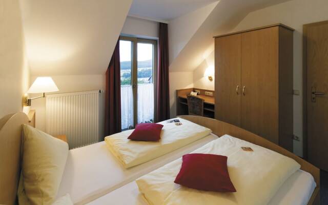 Panorama-Hotel Am See