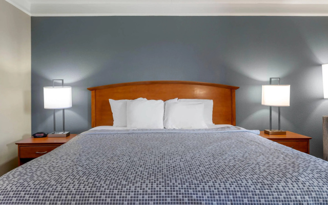 Econo Lodge Knoxville North